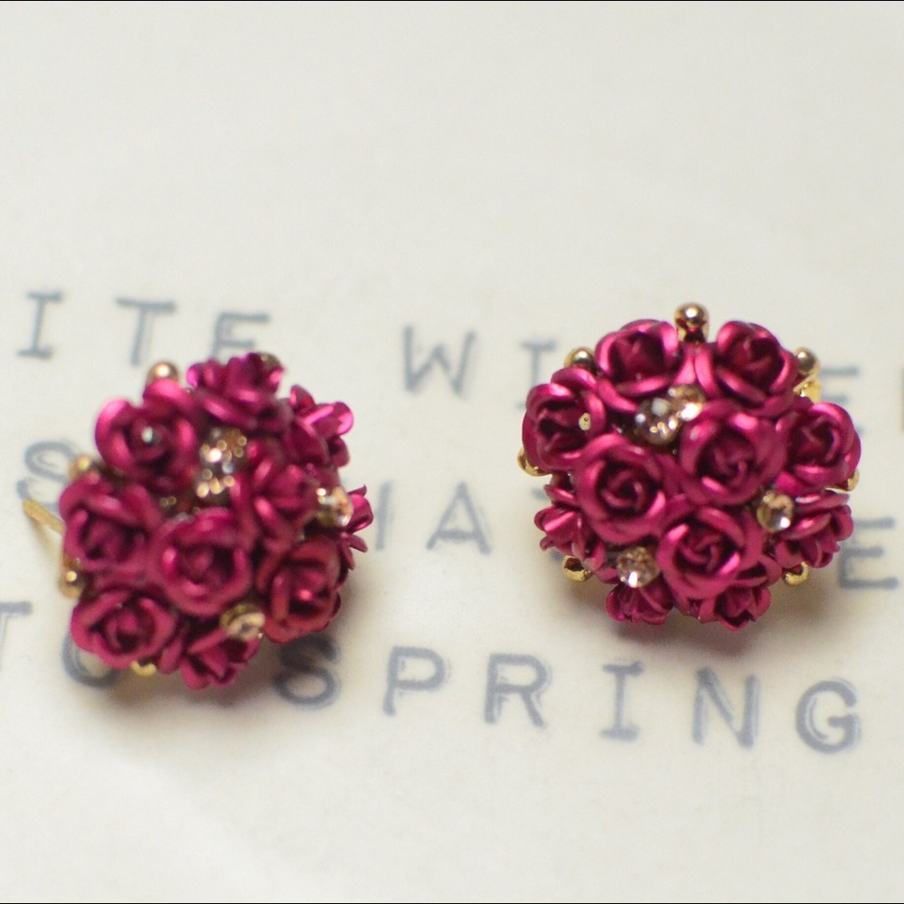 Bouquet of Roses Rhinestones Floral Stud Earrings - Picture 5 of 8